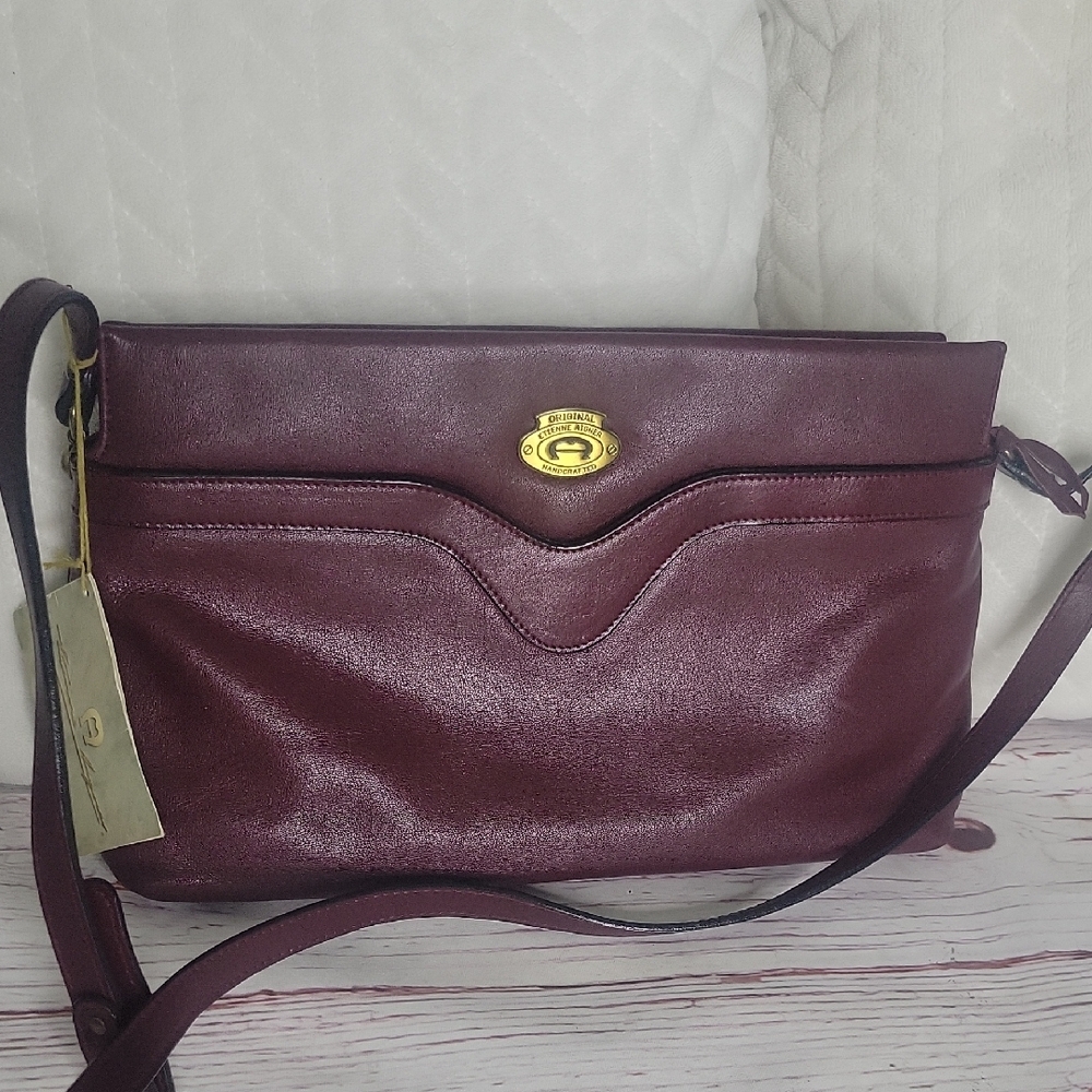 Etienne Aigner Classic Leather Burgundy Shoulder Bag